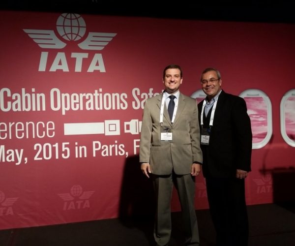 11289014_1645943362283740_5694136533069768506_o-not1704