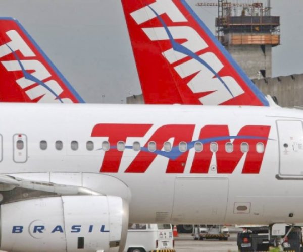 2010021915736-not1882