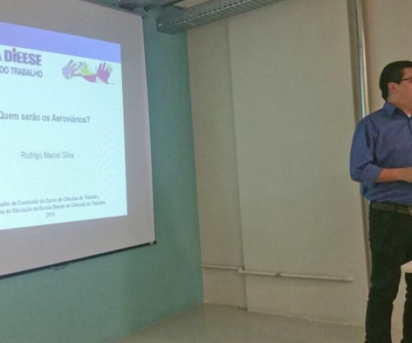 20150626121303-not1811