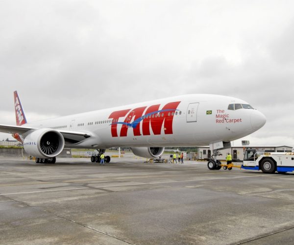 TAM (TPR #727-WD936) 777-300ER On Everett FlightlineK64460-05