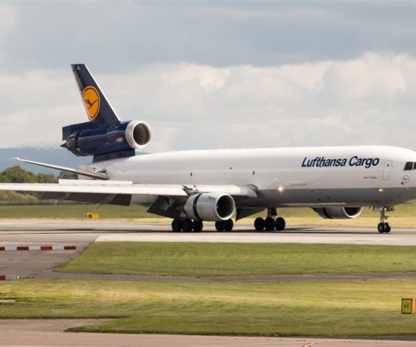 Lufhtansa negocia pacote de estabilização de 9 bi de euros