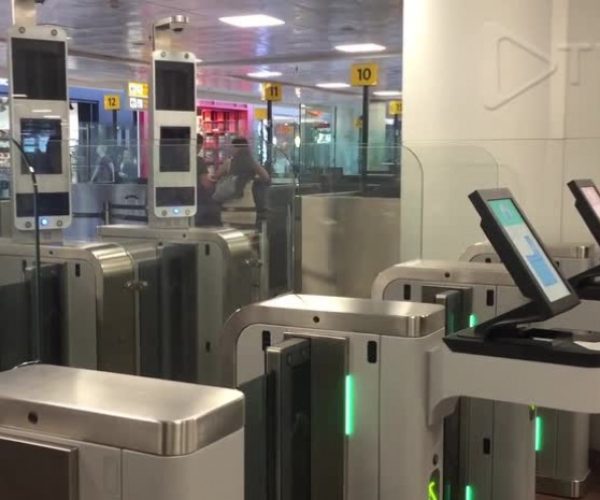 area-raiox-gruairport-not2314