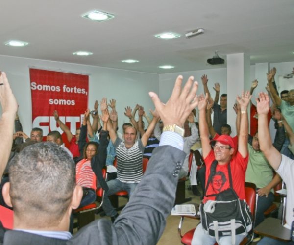 assembleia-fundao-cnttl-19-121foto989-not4440-not1606