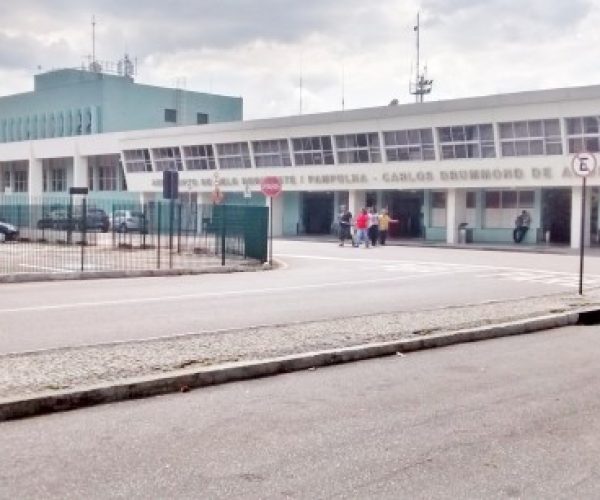 fachada_aeroporto_da_pampulha-e1433888055876-not1741