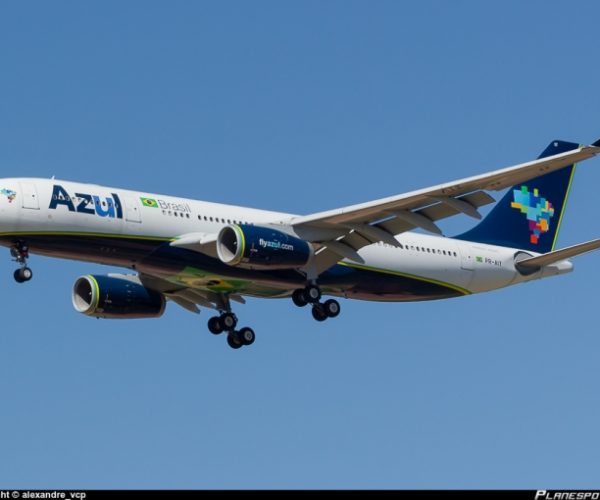 pr-aiy-azul-linhas-areas-brasileiras-airbus-a330-243_planespottersnet_548095-not2183