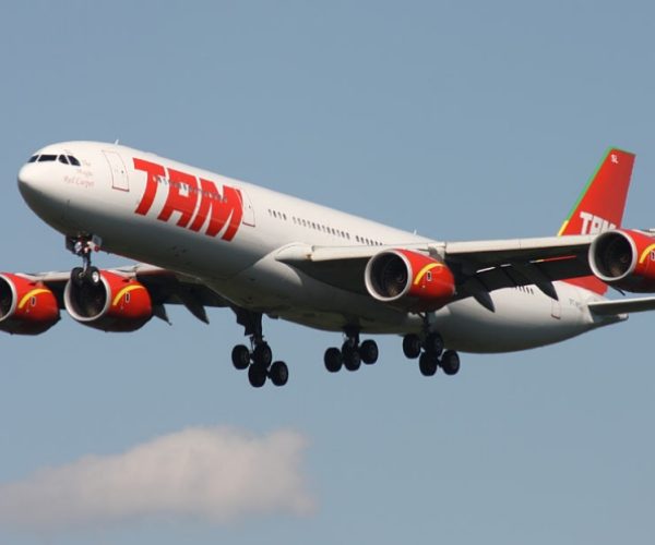 tam-passagens-aviao1-not1941
